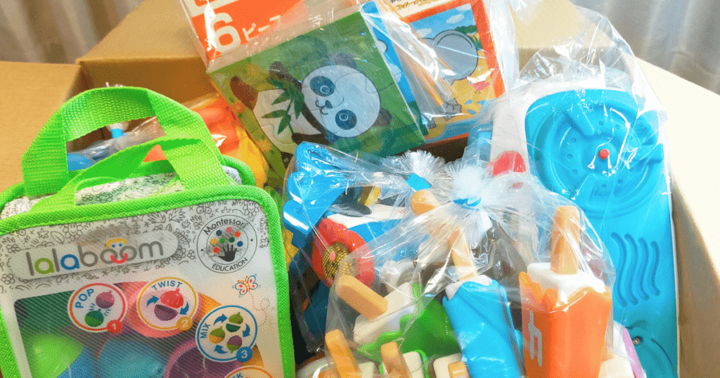 Toys- actually- received -from -toy- subscriptions